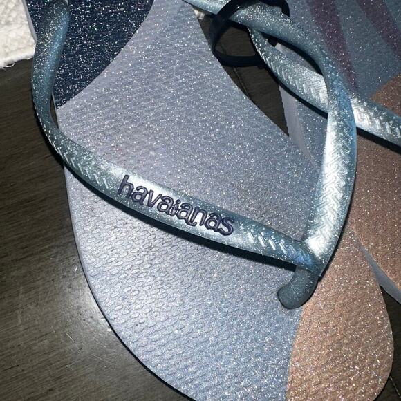 HAVAIANAS Slim Palette Glow Flip Flop in Ashley Blue - Picture 3 of 5